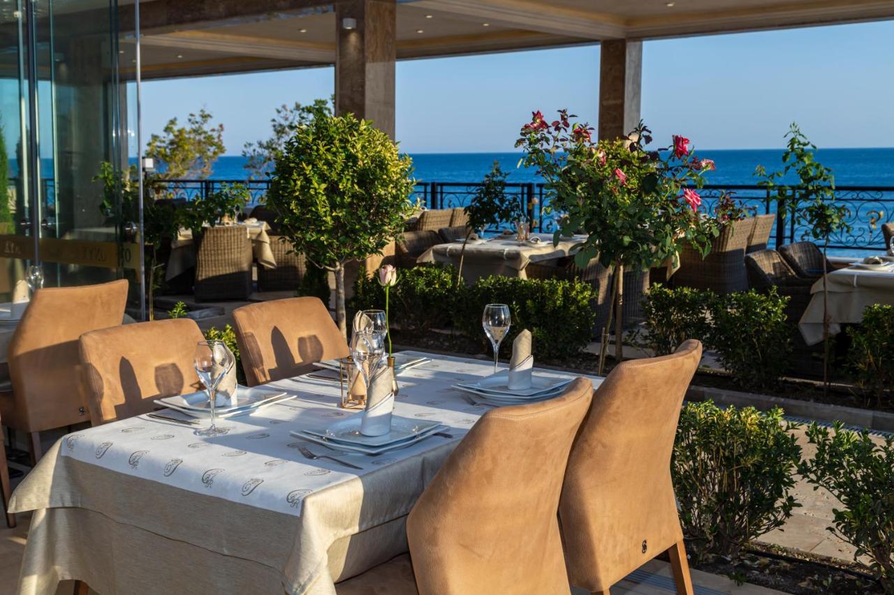 Onyx Beach Residence - Free Parking & Beach Access Sveti Vlas Exterior photo