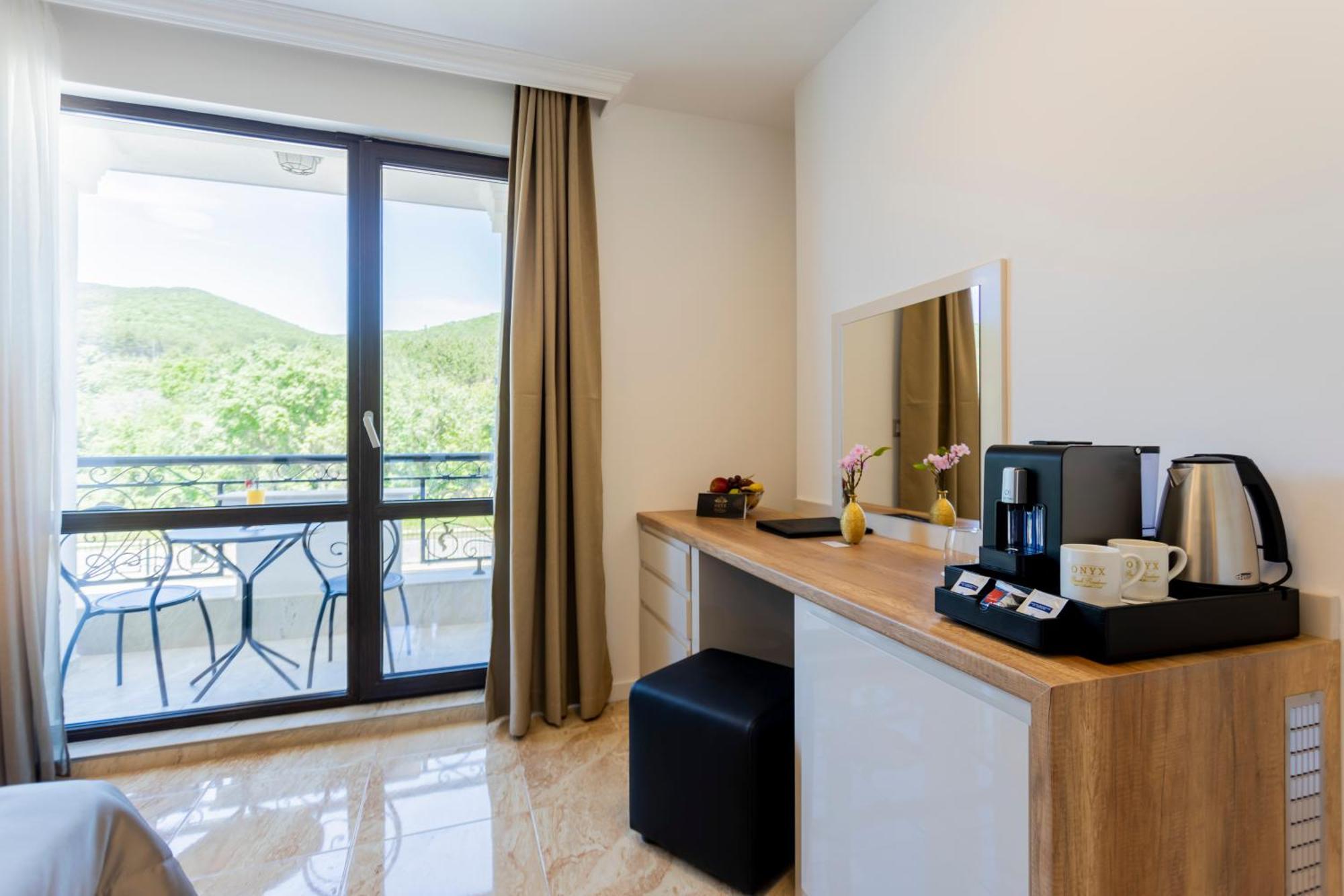 Onyx Beach Residence - Free Parking & Beach Access Sveti Vlas Exterior photo